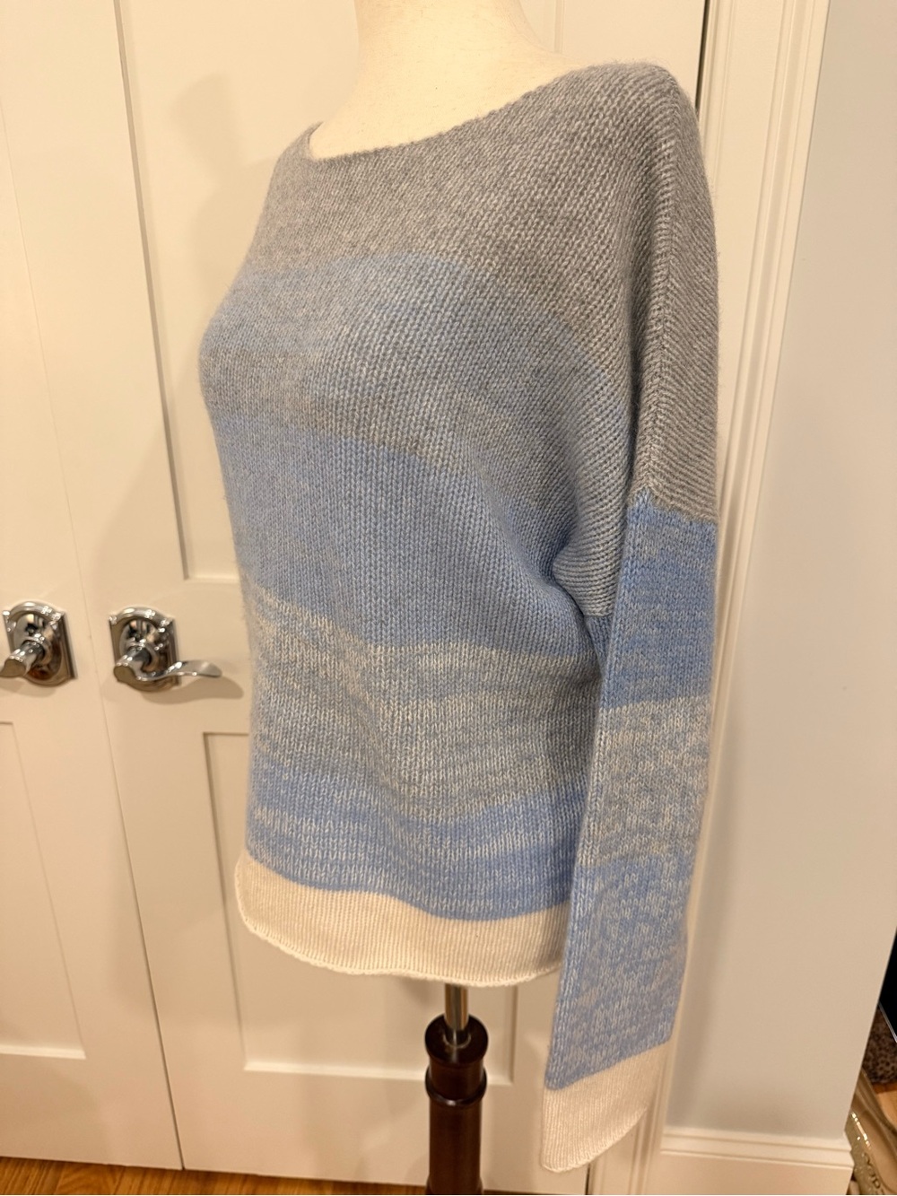 Skull Cashmere Crewneck Sweater in Light Blue, Gray & Cream with Graphic - Picture 4 of 15